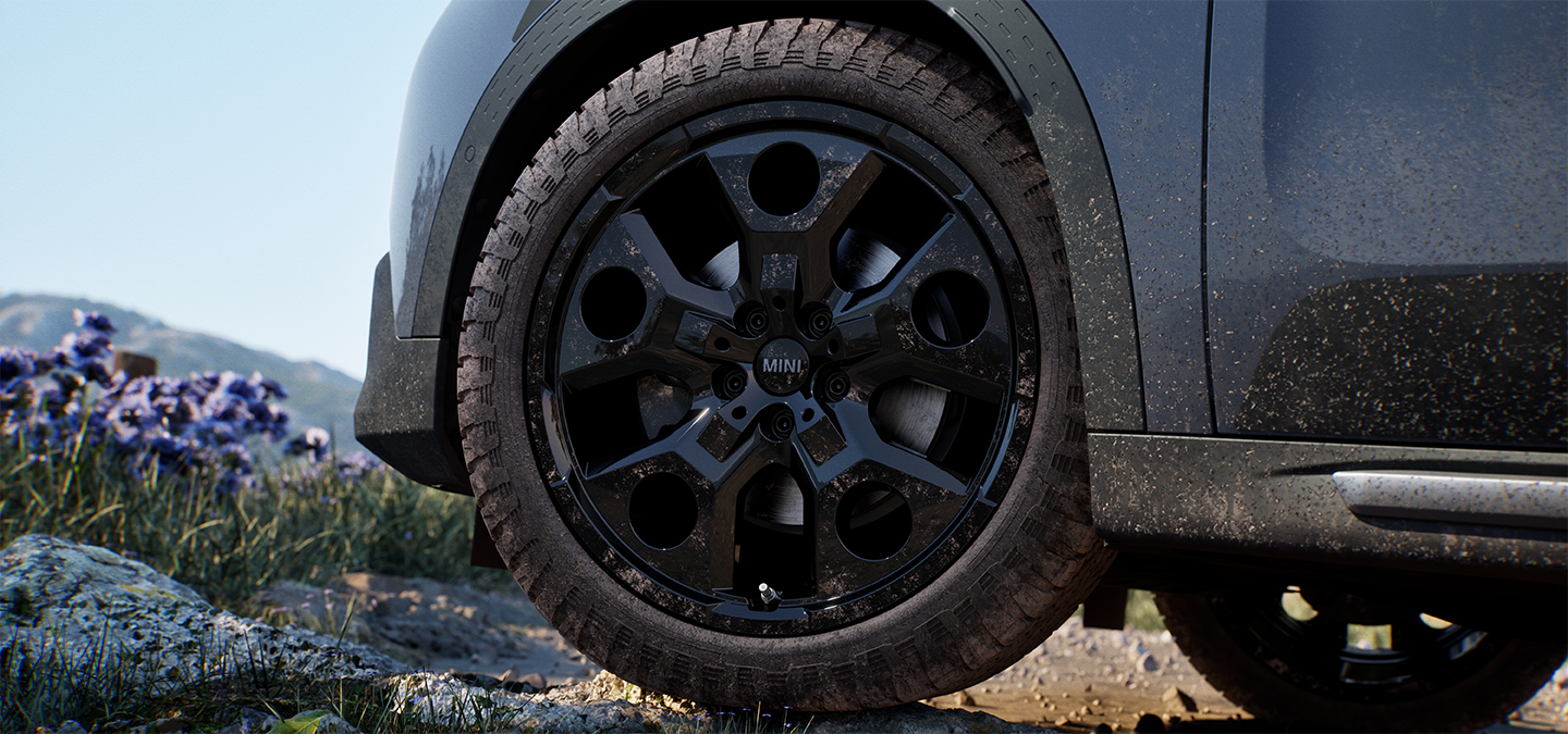 MINI Countryman Untamed Edition ratlankių vaizdas.