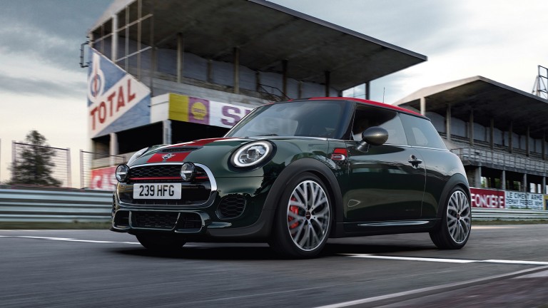 MINI paslaugos po pardavimų – aksesuarų apžvalga – Double Spoke diizaino ratlankiai
