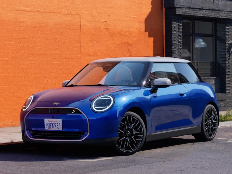 MINI elektrinis mobilumas - šeima - cooper
