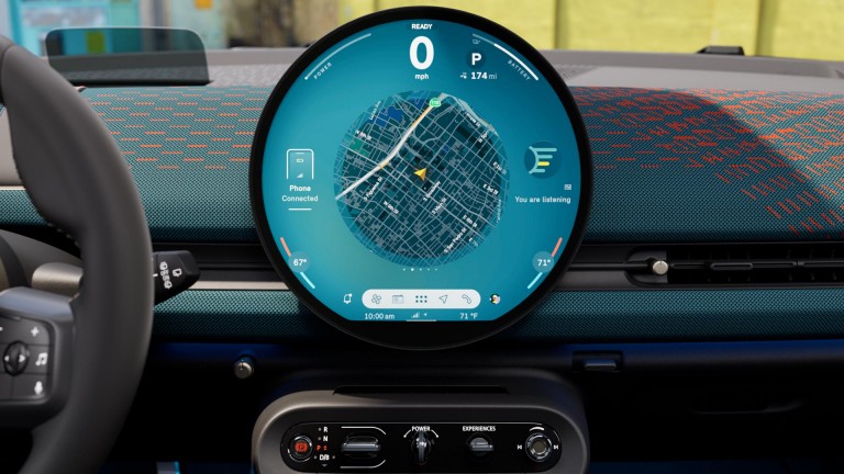 Visiškai elektrinio MINI Aceman - įkrovimas- maršruto planavimas elektromobiliams