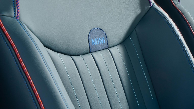 Visiškai elektrinis MINI Aceman - interjeras - galerija - sėdynių stilius 1