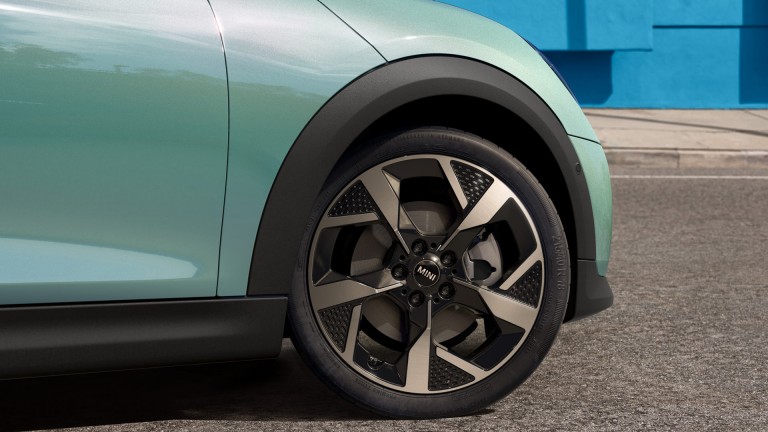 MINI Cooper triduris - eksterjero galerija - ratlankio detalės