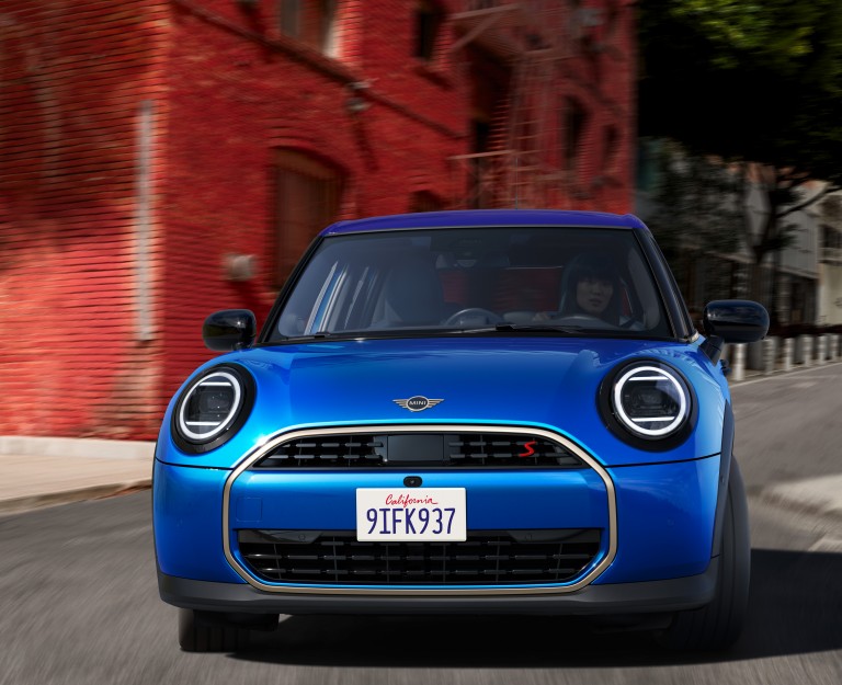 MINI Cooper 5-duris – eksterjeras – akcentai