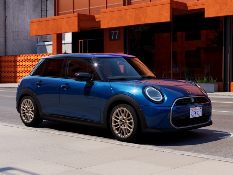 MINI Cooper 5-duris - vairavimo patirtis - parkavimo asistentas
