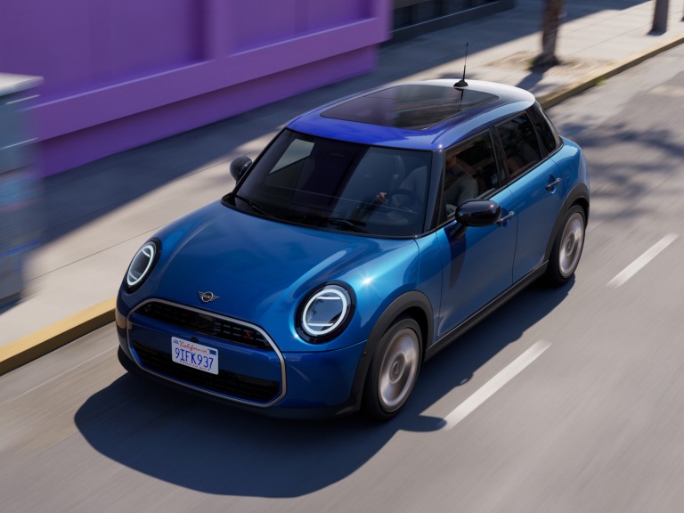 MINI Cooper 5-duris - vairavimo patirtis - maksimalus gokarto pojūtis