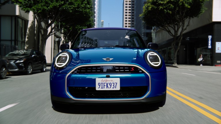 MINI Cooper 5-duris - eksterjeras - pradžios vaizdo įrašas