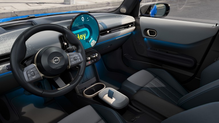 MINI Cooper 5-duris - interjeras - pradžios vaizdo įrašas